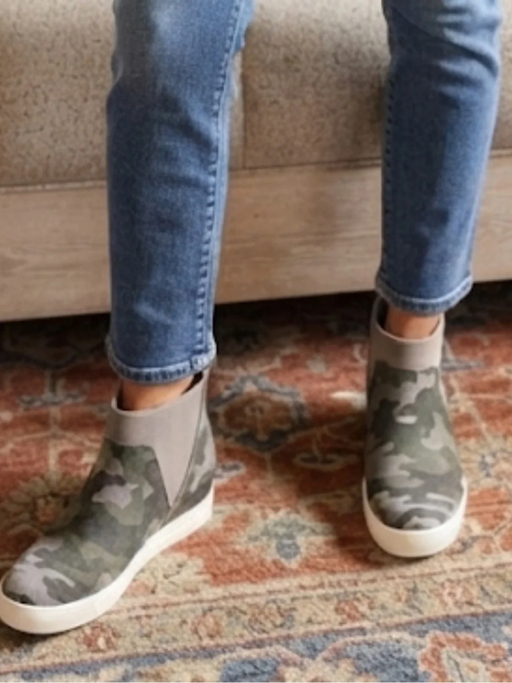 Linea Paolo Ari-L Hidden Wedge Sneaker Boot Camo Suede Slip-On 8.5 NIB